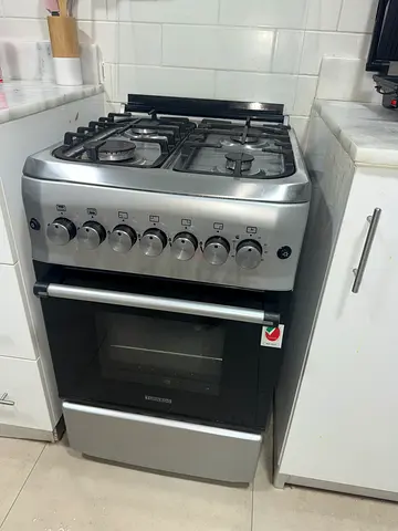 Well-Maintained Silver Gas Stove for Sale