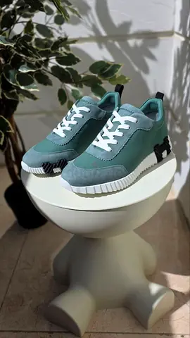 Stylish Mens Sneakers in Green