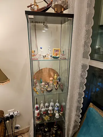 Glass cabinet