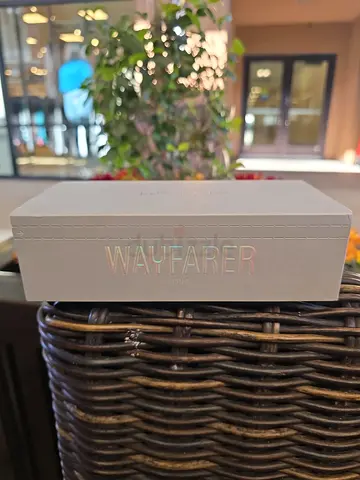 Ray-Ban Meta Wayfarer Gen 2 LIMITED EDITION Glasses - Clear/Ruby New in box