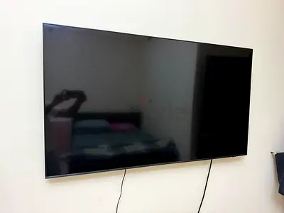 Samsung 55 QLED Smart TV - 2023 Model QA55QE1CAUXZN