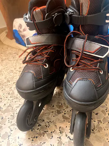 Skating shoes