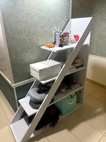 Bookshelf from homebox