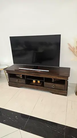 Tv table 160 cm very good condition