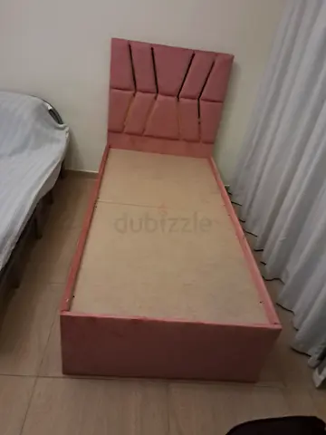 Brand new Pink single Bed with medical matters for Sale!