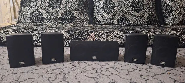 JBL Speakers (5 Speakers ) for Sale in very Good Condition.