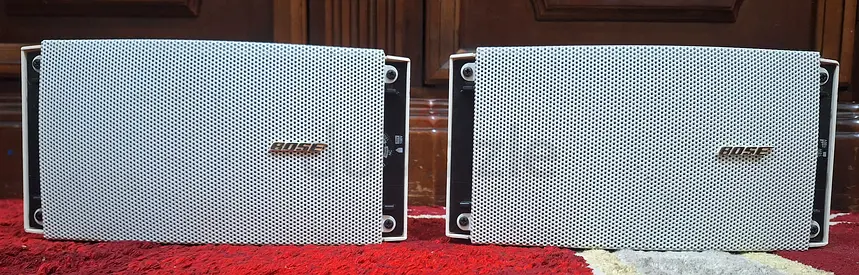 Bose Freespace DS 16S LoudSpeaker with wall mount (2 Speakers ) for Sale in very Good Condition.