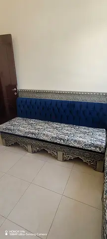 Elegant Traditional Sofa for Sale