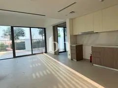 Single Row | Corner Unit | Park view