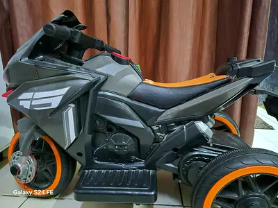 Cool Electric Ride-On Toy Motorcycle for Kids