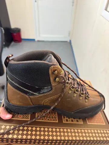 Caterpillar EU44 safety shoes