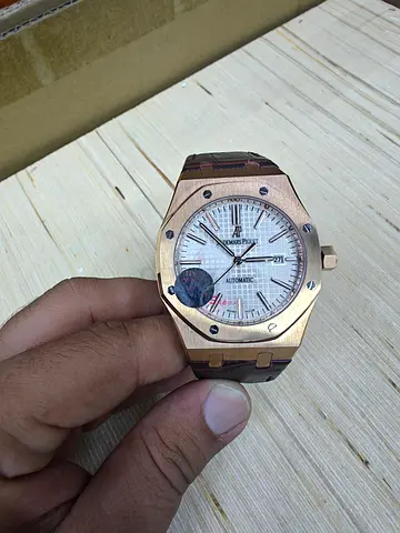 Watch automatic
