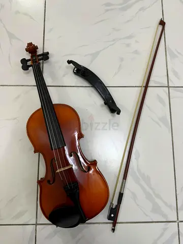 Yamaha Violin Set with Bow and Accessories 3/4.