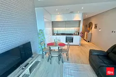 Large Layout | Furnished | Modern Studio