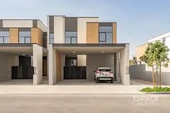 Larger Plot | Single Row | Corner Unit