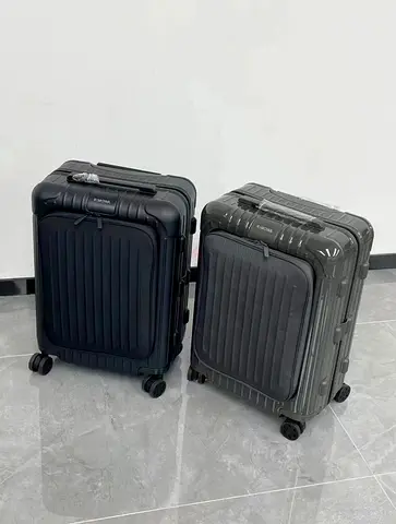 RIMOWA Essential Sleeve Cabin trolley bag