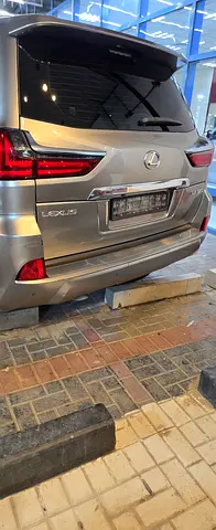2019 Lexus LX-SERIES 缩略图 5