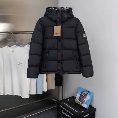 Burberry Detachable Sleeve Puffer Jacket.