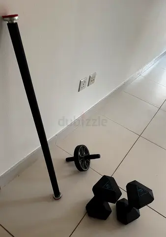 Power Up Your Workout: Set of Home Gym Weights Accessories