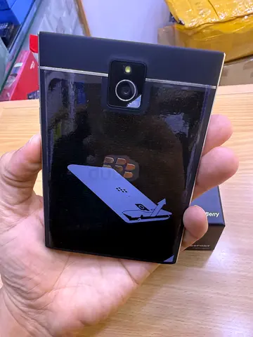 Unique Tech - Stylish Black Smartphone for Sale!