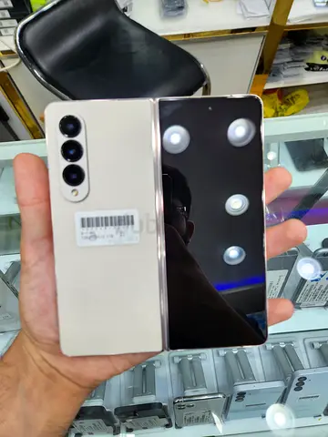 Samsung Galaxy Z Fold 4 256GB Gold