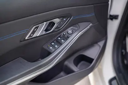 صورة مصغرة 15 لـ 2021 BMW 3-SERIES