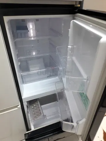 Small refrigerator bottom freezer same like a new condition