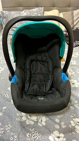 Reliable and Comfortable Baby Car Seat for Safe Travels