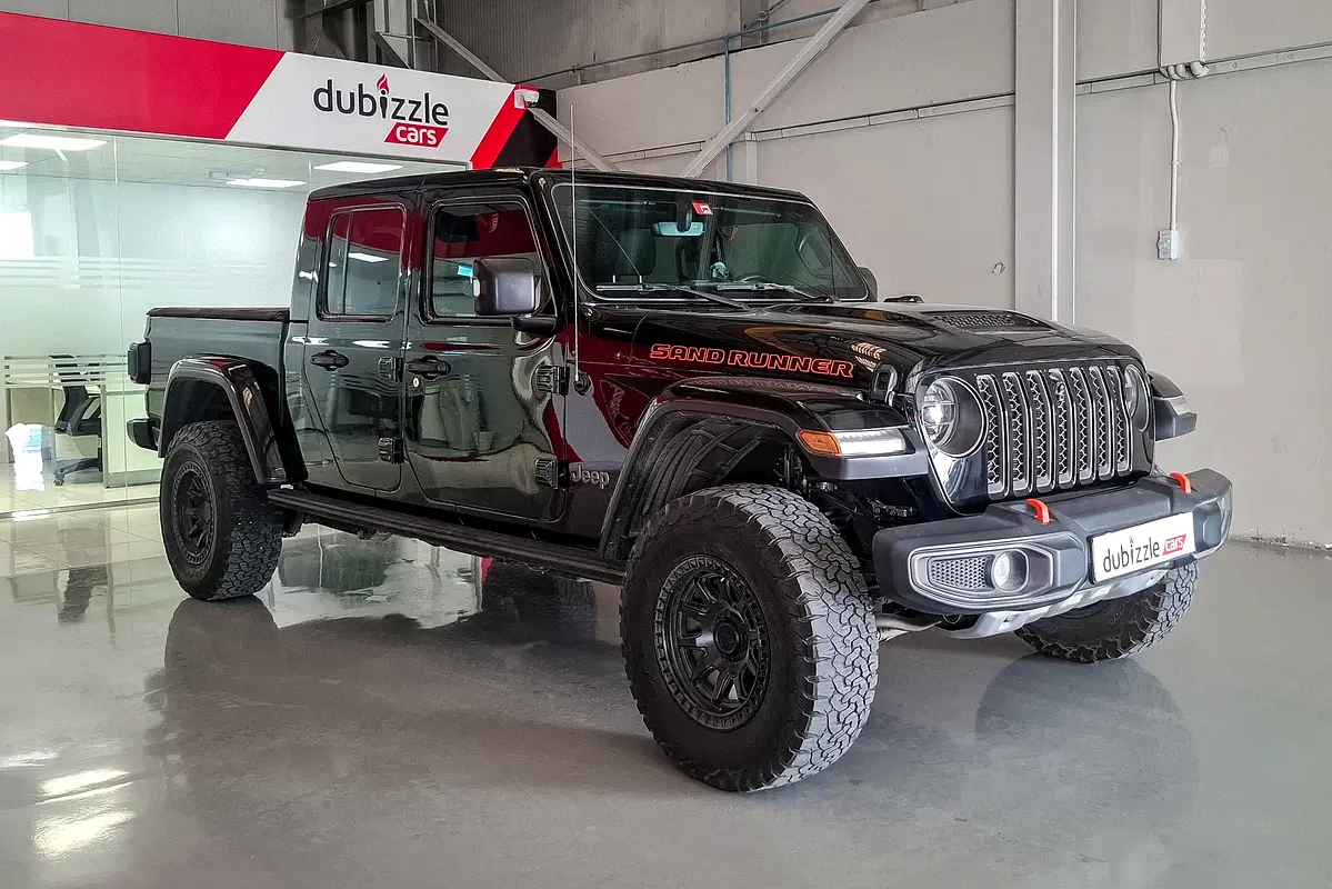 Jeep Gladiator 2022 — photo 1 of 15