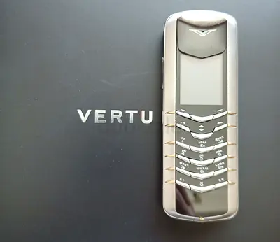Vertu Signature M original with genuine 18k Gold
