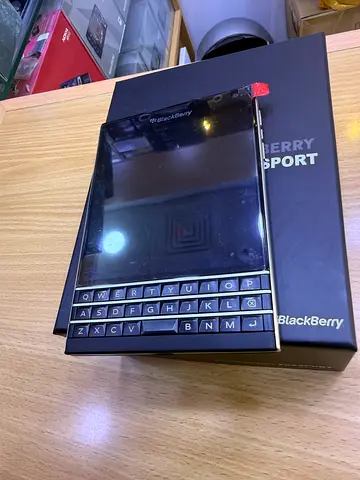Unique Tech - Stylish Black Smartphone for Sale!