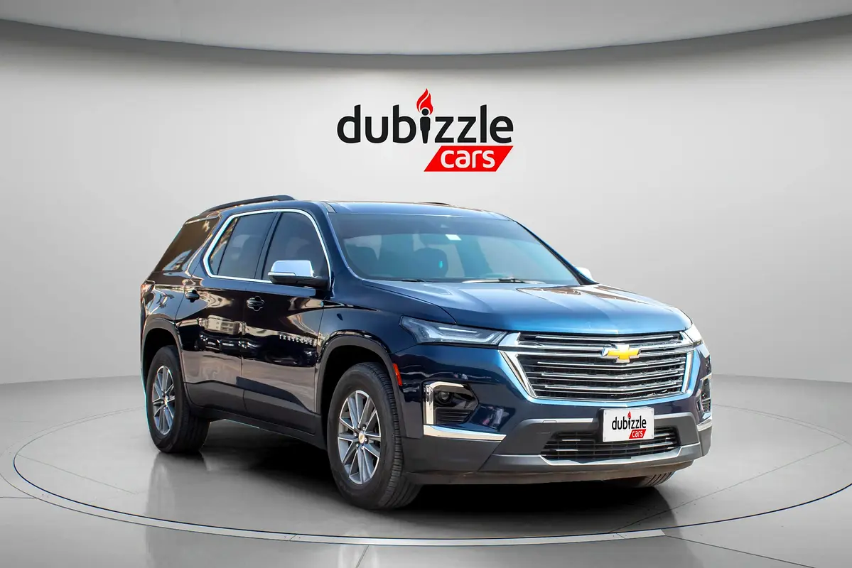 Chevrolet Traverse 2023 — photo 1 of 15