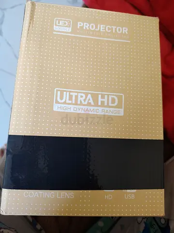 Ultra HD Projector with Accessories - New Condition! + 100 projector screen with tripod