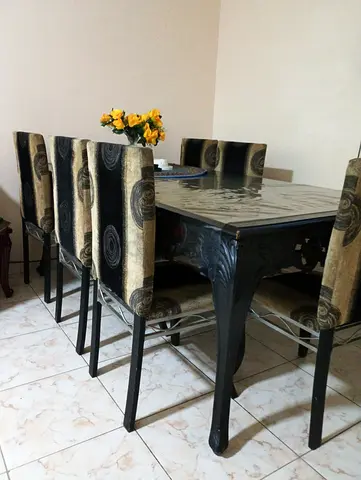 Beautiful Dining Table with Elegant Chairs