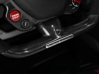 صورة مصغرة 13 لـ 2018 Ferrari LA FERRARI APERTA