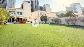 SPECIOUSE BRIGHT VILLA |PRIVATE GARDEN | NEAR PARK