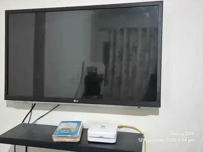 LG LED LCD TV - Sleek and Modern Entertainment Upgrade