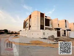Corner villa with 5 rooms and a roof in Al-Haliyo 2