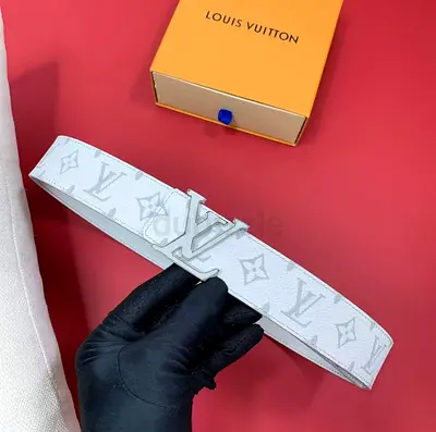 Louis Vuitton Mens belt