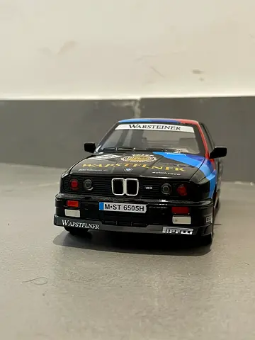 BMW MODEL CAR