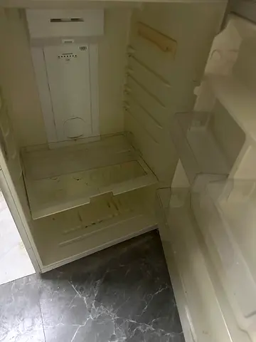 LG مطلوب 100 درهم