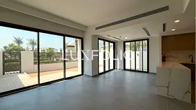 Large Layout | Fitted Kitchen | Available Now