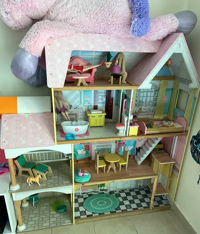 Doll house