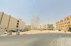Commercial land - G+3 permit - Gulf ownership