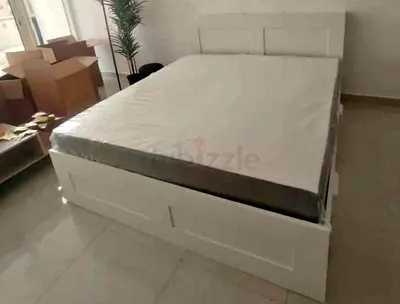 Ikea brimness king size bed with headboard+ 4 big storage drawers underneath with IKEA mattress