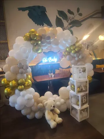 Balloons decorations services Available