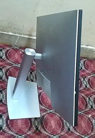 2K 27inc Bezel Less IPS Display QHD LED Monitor With  HDMI + Hidrolic Stand Model No U2722D
