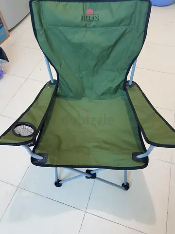 Outdoor folding chair with holding cup
