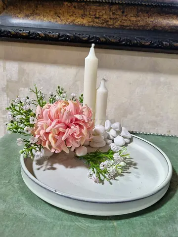 Charming Floral Centerpiece with Candles