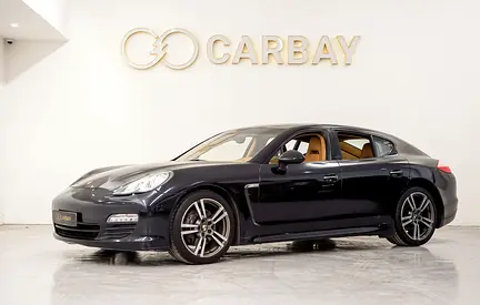 AED 1012 PM | PORSCHE PANAMERA 2012 | 20” TURBO RIMS | CARBON FIBER PACKAGE | 1 YEAR WARRANTY | GCC